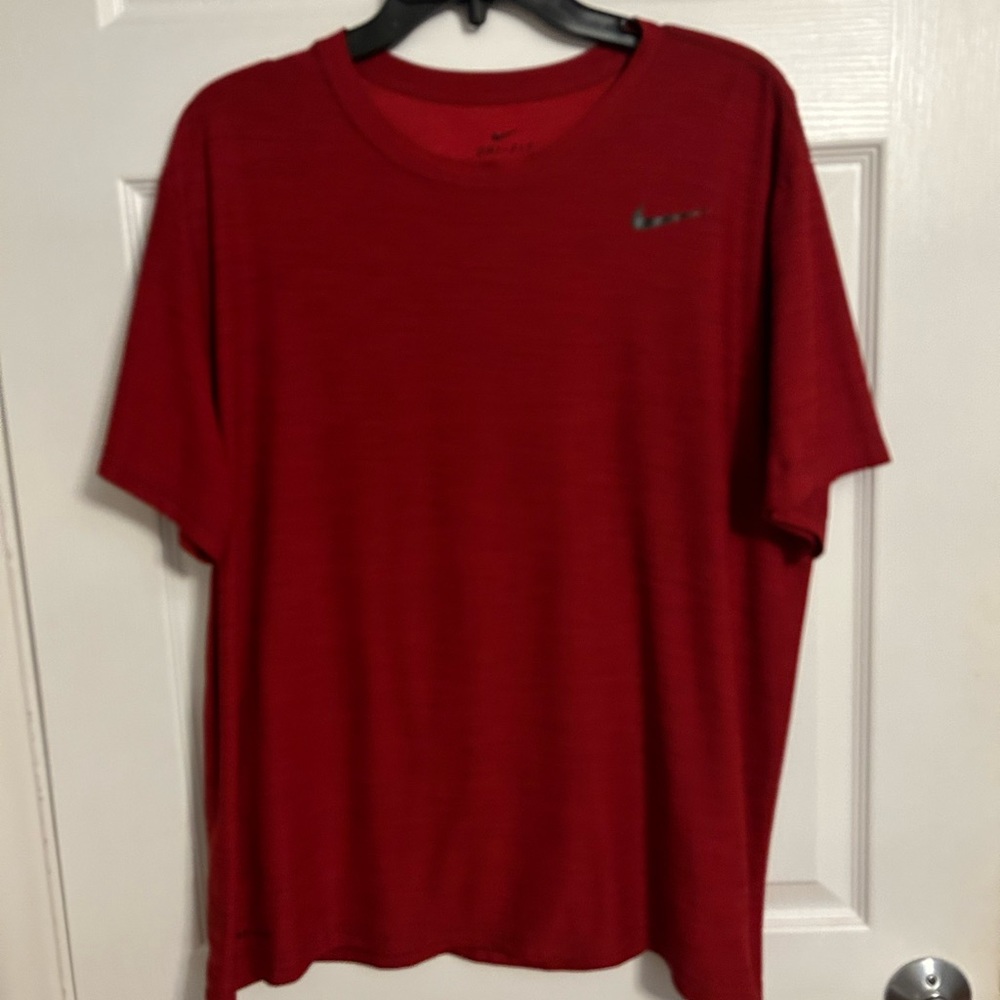 Nike dri-fit t-shirt